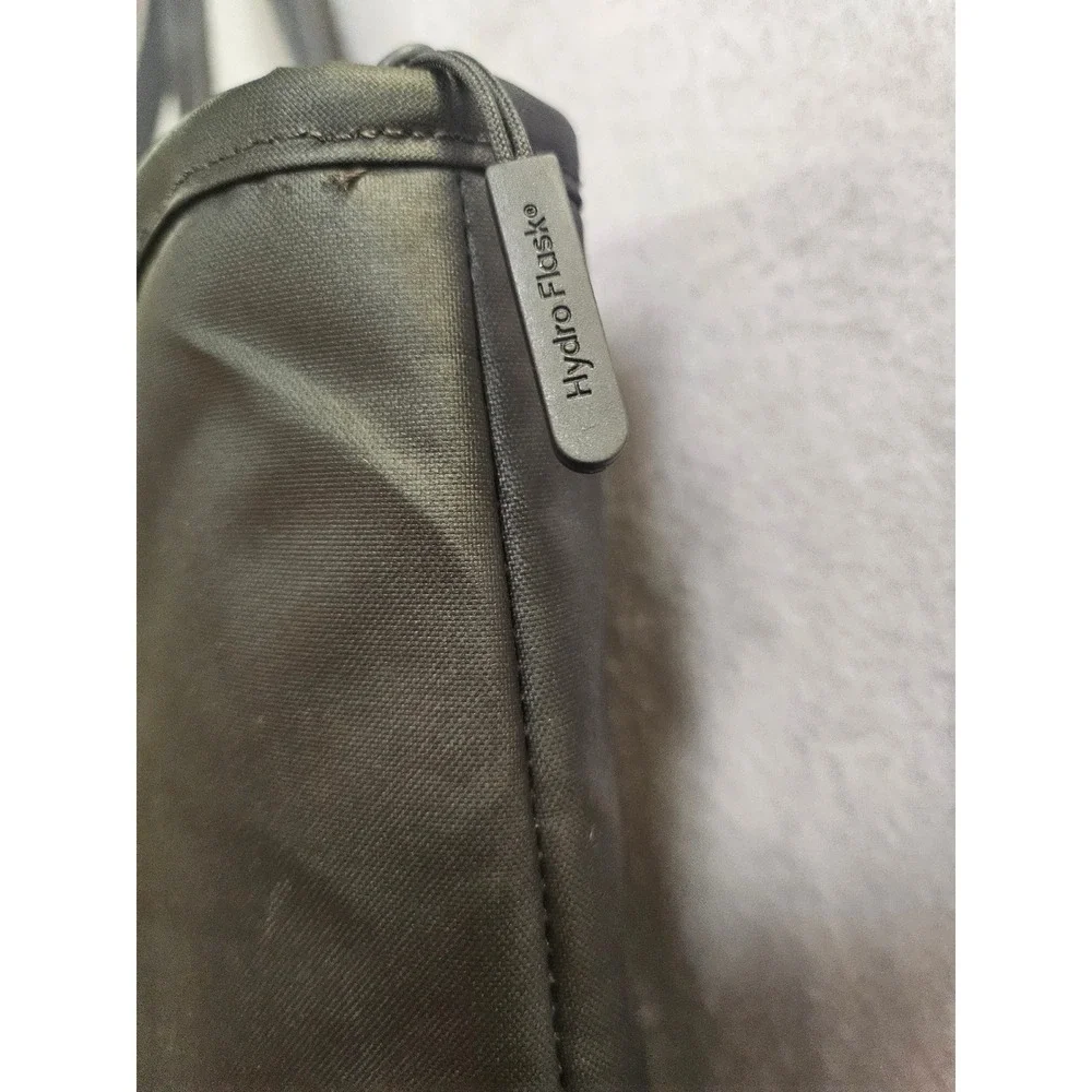 Hydro Flask Day Escape Soft Cooler Tote Bag Black Waterproof Insulated 20L